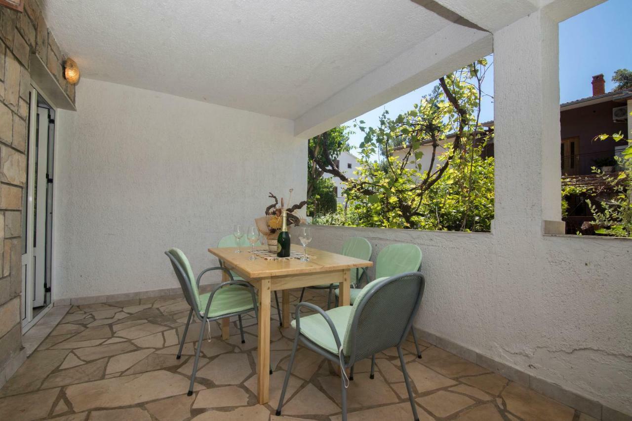 Apartments Tonin Ivan Dolac Exterior photo