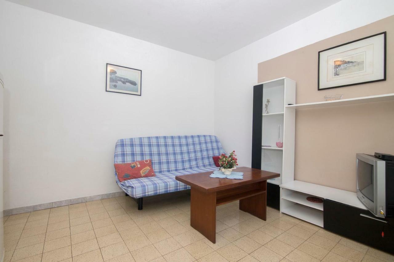 Apartments Tonin Ivan Dolac Exterior photo